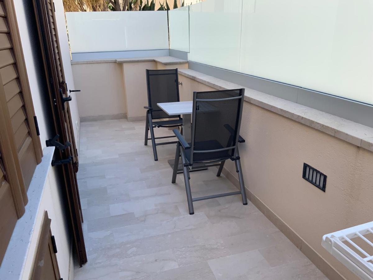 Oasi Nel Deserto Bed & Breakfast Custonaci Bagian luar foto